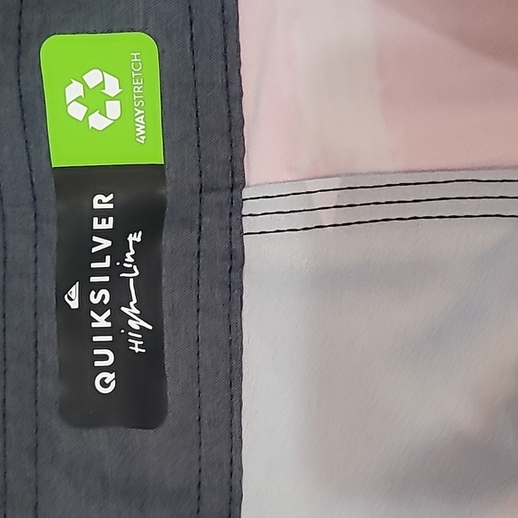 Quicksilver Highline Men's size 29 board shorts patriotic 4th of July - Picture 4 of 7